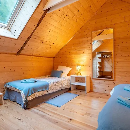 Holiday home Marguerite - Maison Avec Jardin De 3500m2 Brandivy